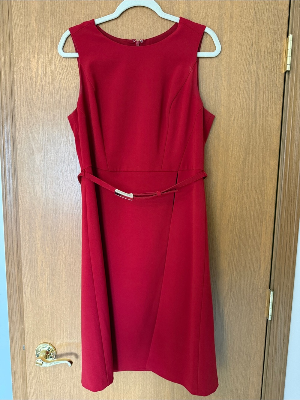 White House Black Market Red Sleeveless Midi Dress – Size 12